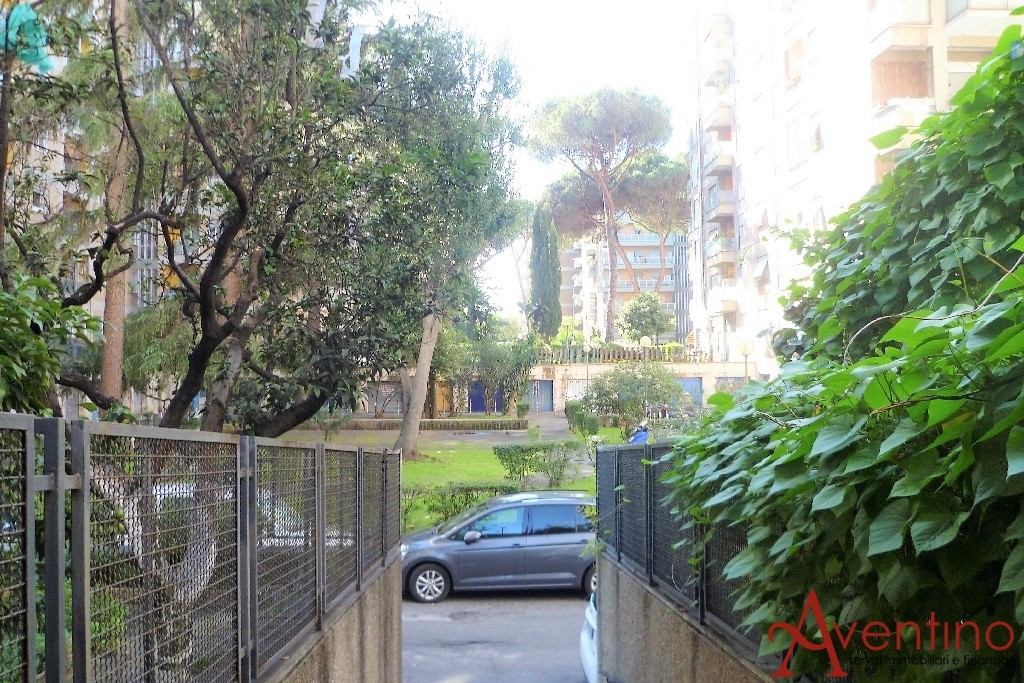 Appartamento ROMA vendita  Roma  Aventino Immobiliare